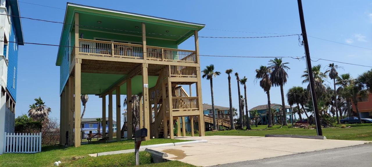 Seaside Haven: Ocean Views Near Galveston Attractions Villa Exterior photo