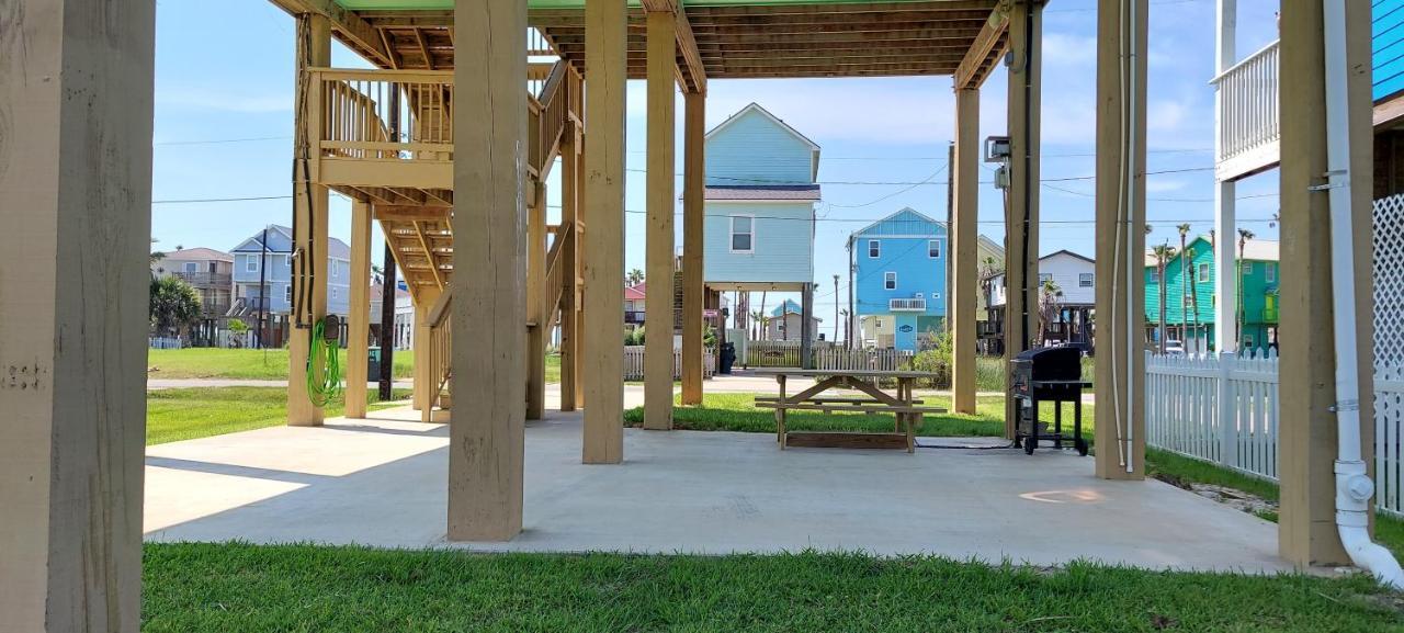 Seaside Haven: Ocean Views Near Galveston Attractions Villa Exterior photo