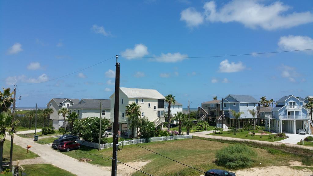 Seaside Haven: Ocean Views Near Galveston Attractions Villa Exterior photo